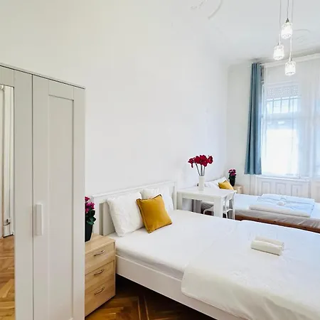 Rakoczi 59 * Budapešť